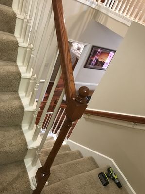 Before & After Bannister Painting in Houston, TX (4)