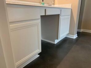 Cabinet Painting in The Woodlands, TX (2)