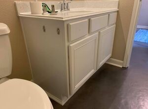 Cabinet Painting in The Woodlands, TX (1)